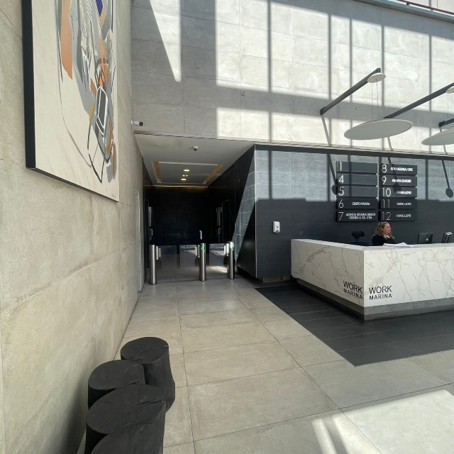 VIÑA / ARRIENDO OFICINA MARINA WORK 583 PLANTA LIBRE - Imagen 7