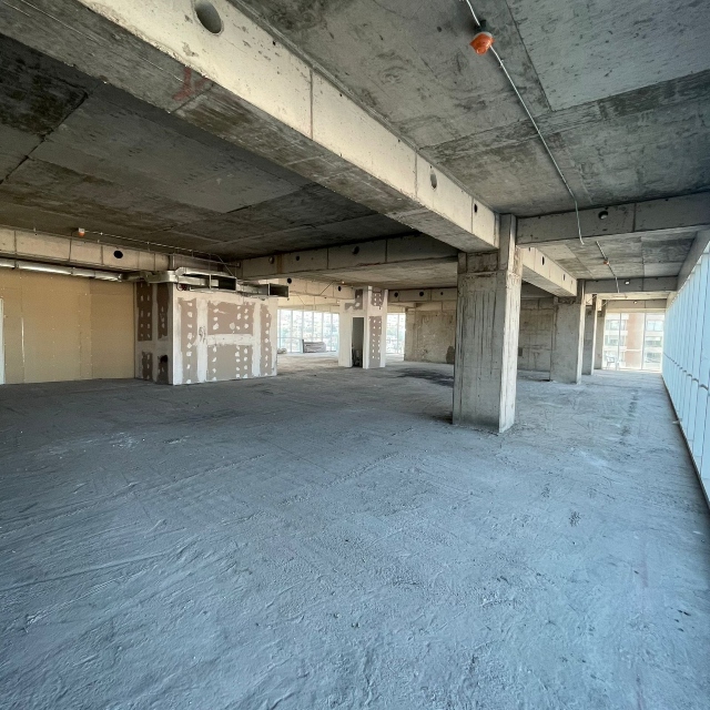 VIÑA / ARRIENDO OFICINA MARINA WORK 583 PLANTA LIBRE - Imagen 10