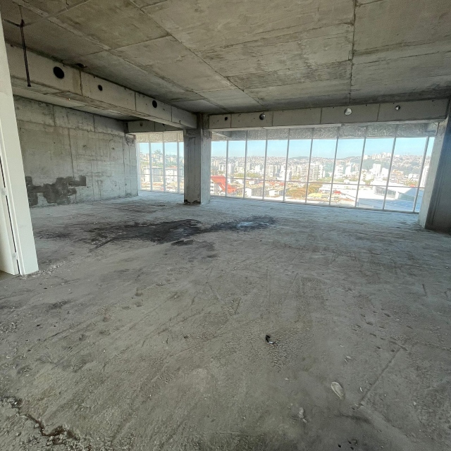 VIÑA / ARRIENDO OFICINA MARINA WORK 583 PLANTA LIBRE - Imagen 12