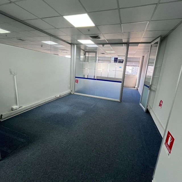 VIÑA / ARRIENDO OFICINA MARINA ARAUCO 140 MTS2 - Imagen 5