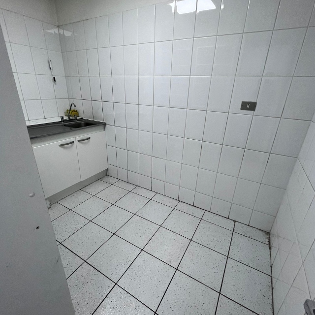 VIÑA / ARRIENDO OFICINA MARINA ARAUCO 140 MTS2 - Imagen 10