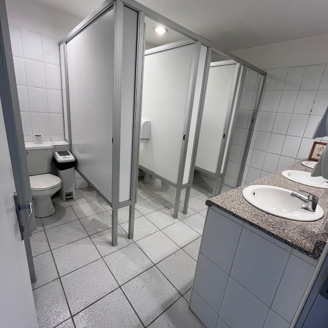VIÑA / ARRIENDO OFICINA MARINA ARAUCO 140 MTS2 - Imagen 11