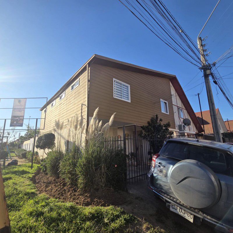 QUILPUÉ / VENTA CASA 6D 2B 1EST LOS PINOS - Imagen 3