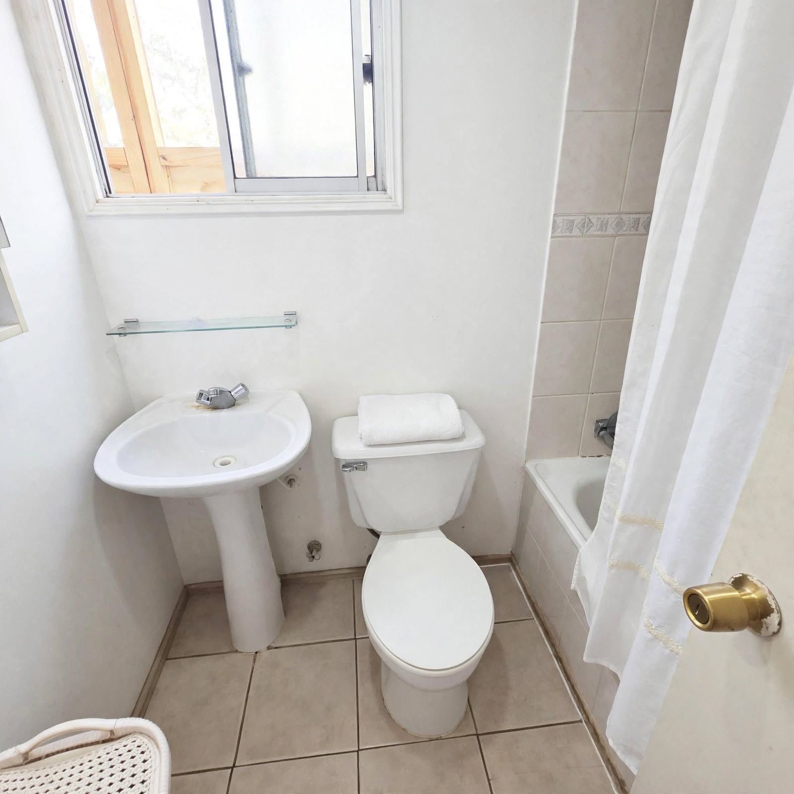 QUILPUÉ / VENTA CASA 6D 2B 1EST LOS PINOS - Imagen 18